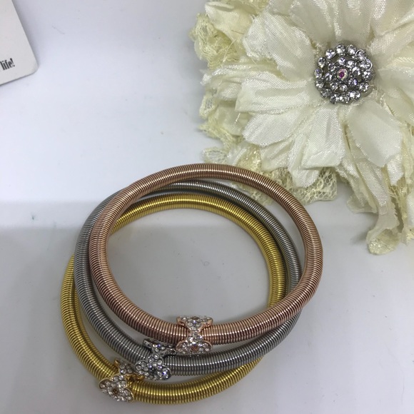 3 Color Wire Bracelet w Crystal Bow Detail  [JW-4] - Picture 5 of 8